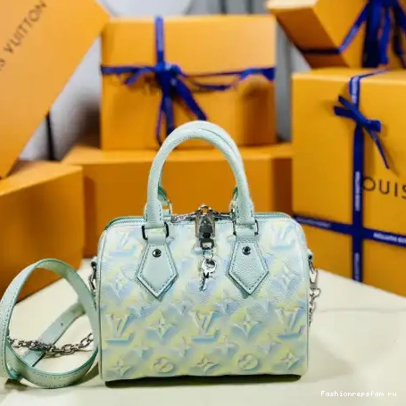 Fashionrepsfam ru 2207DJ0004 Bag LV 0727